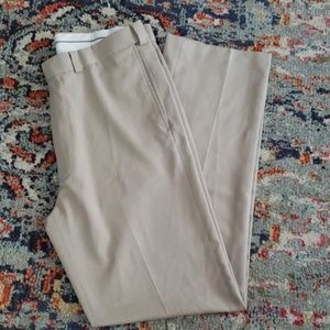 LIKE NEW Haggar Slacks/Pants VGUC 36x34